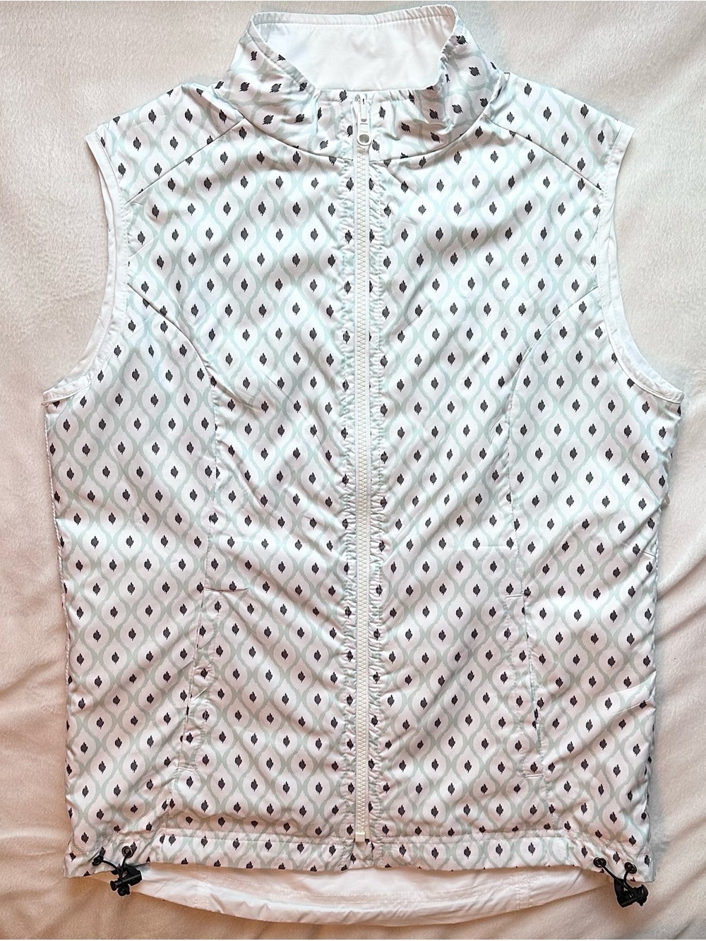 Peter Millar E4 Wind Reversible Golf Vest Women S White Geometric Print Full Zip